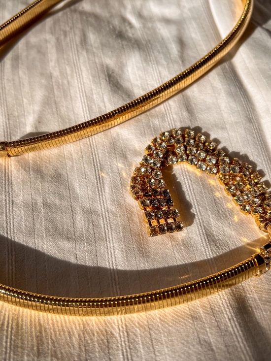 Vintage 1980s Gold-Tone Thin Belt With Rhinestones (M) main image 4